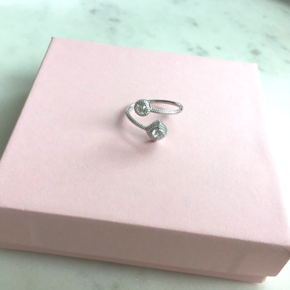 Clearance Sale $20! Sterling Silver Cz Ring - Picture 15 of 16